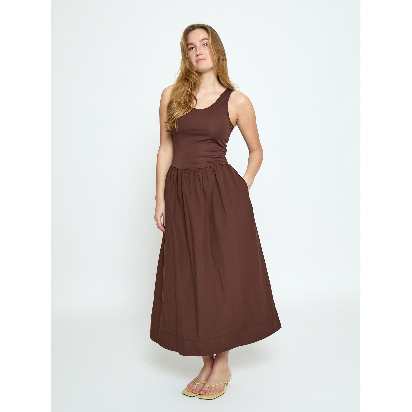 Minus Maria midi dress Chestnut
