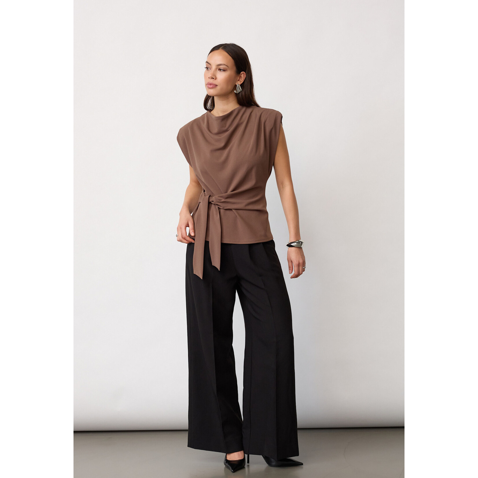 Co'couture Falcon pleat top Walnut