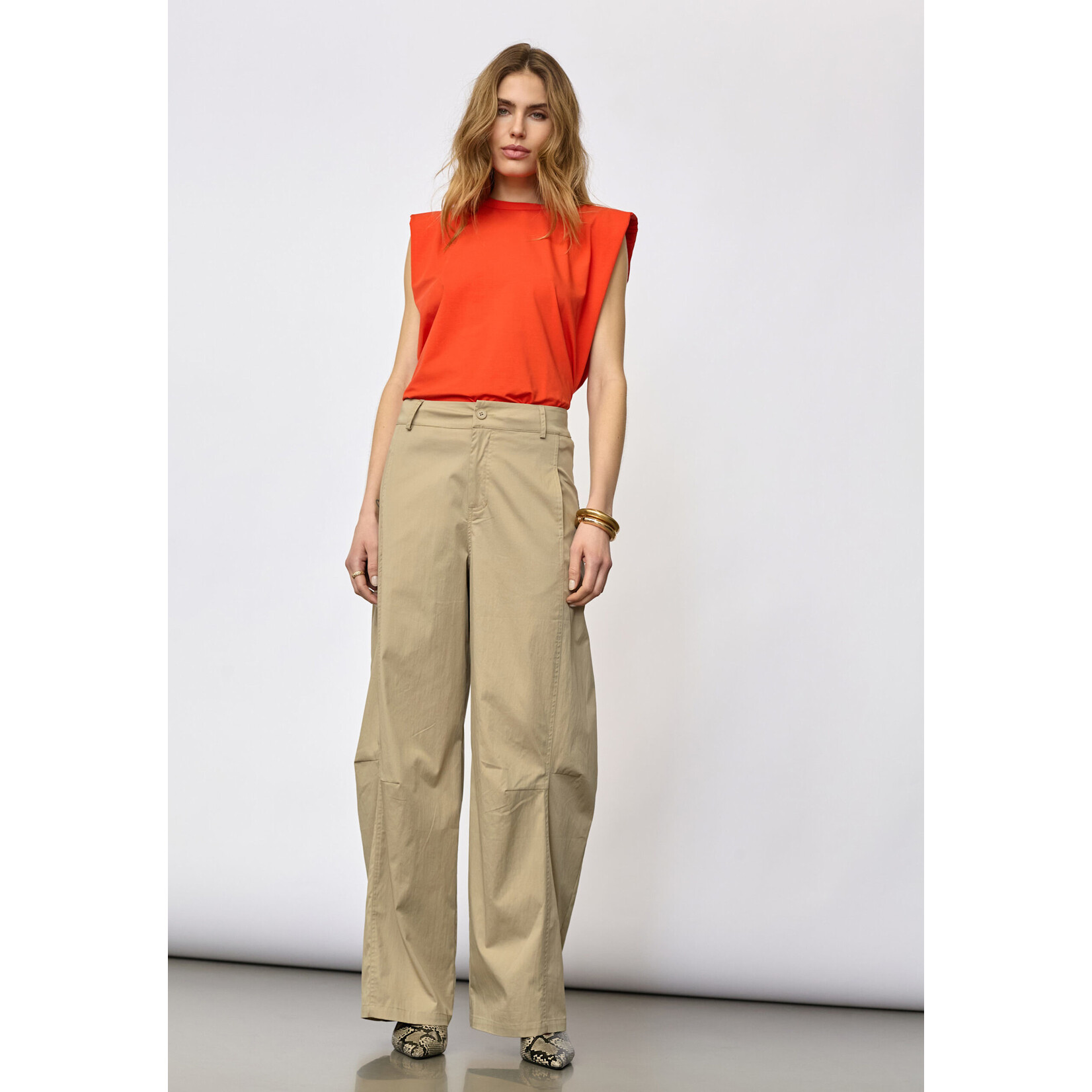 Co'couture Cotton crisp barrel pant Mushroom