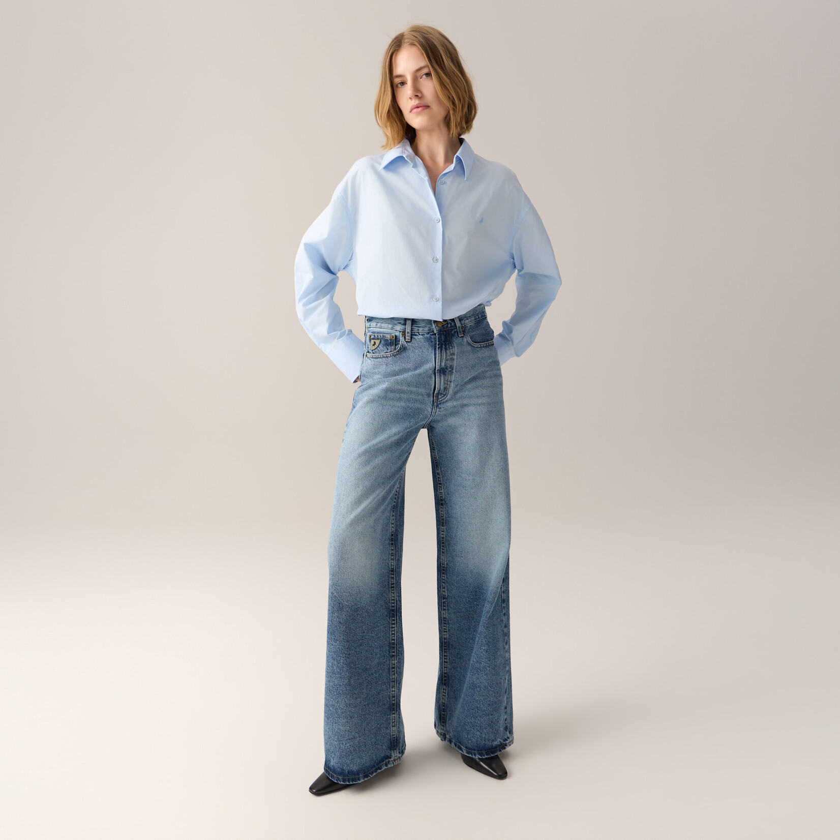 Lois Skater loose Coal stone