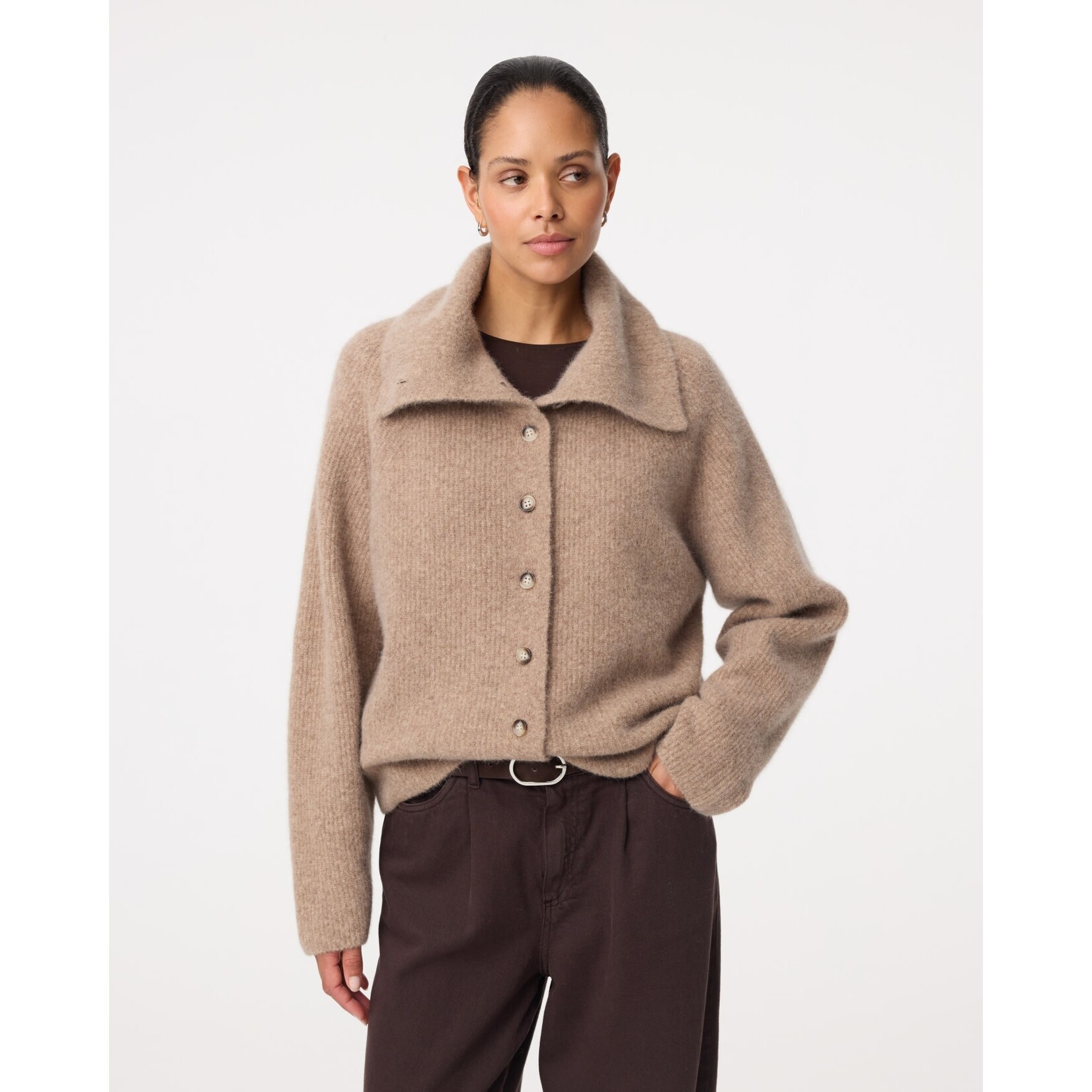 Knit-ted Milo cardigan Walnut