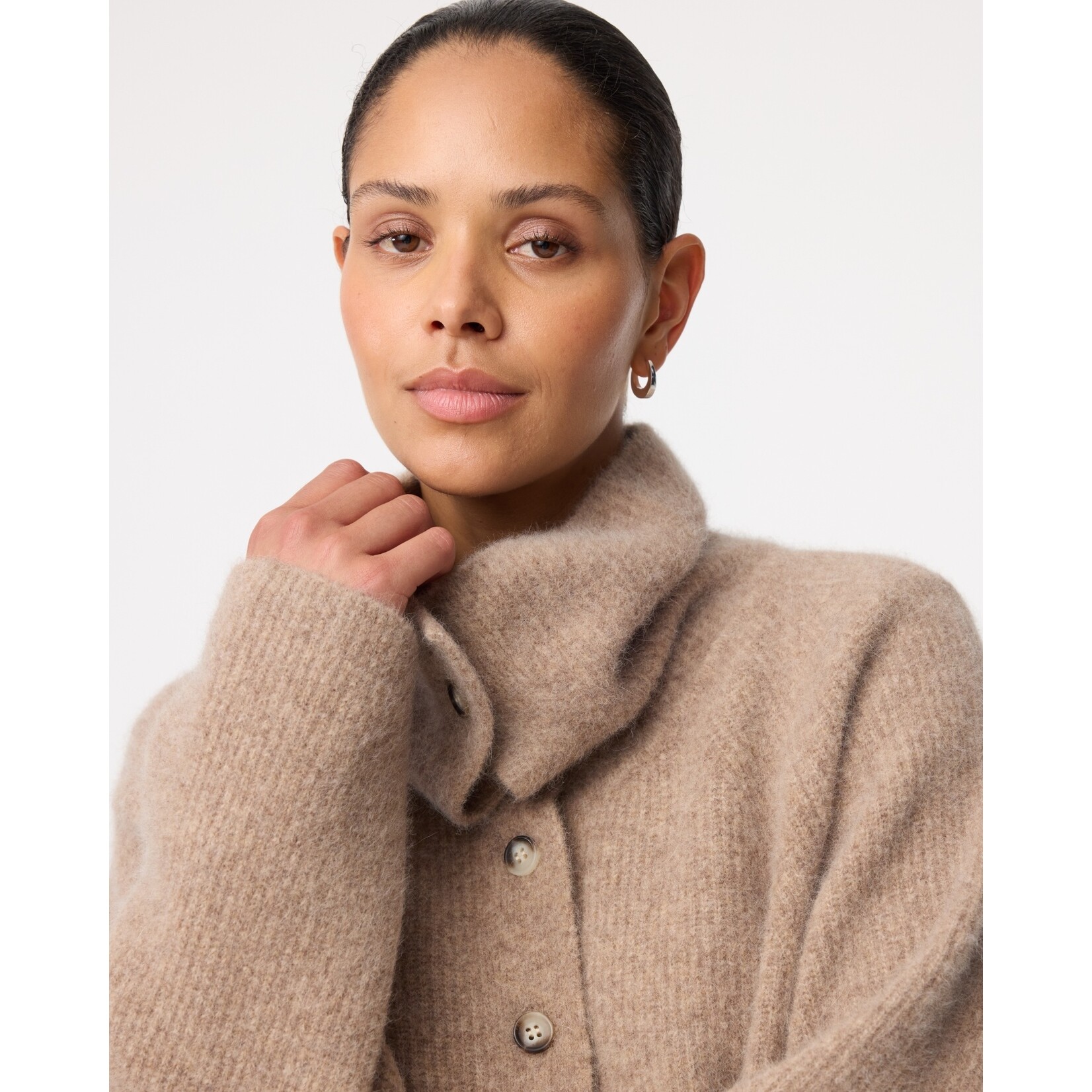 Knit-ted Milo cardigan Walnut