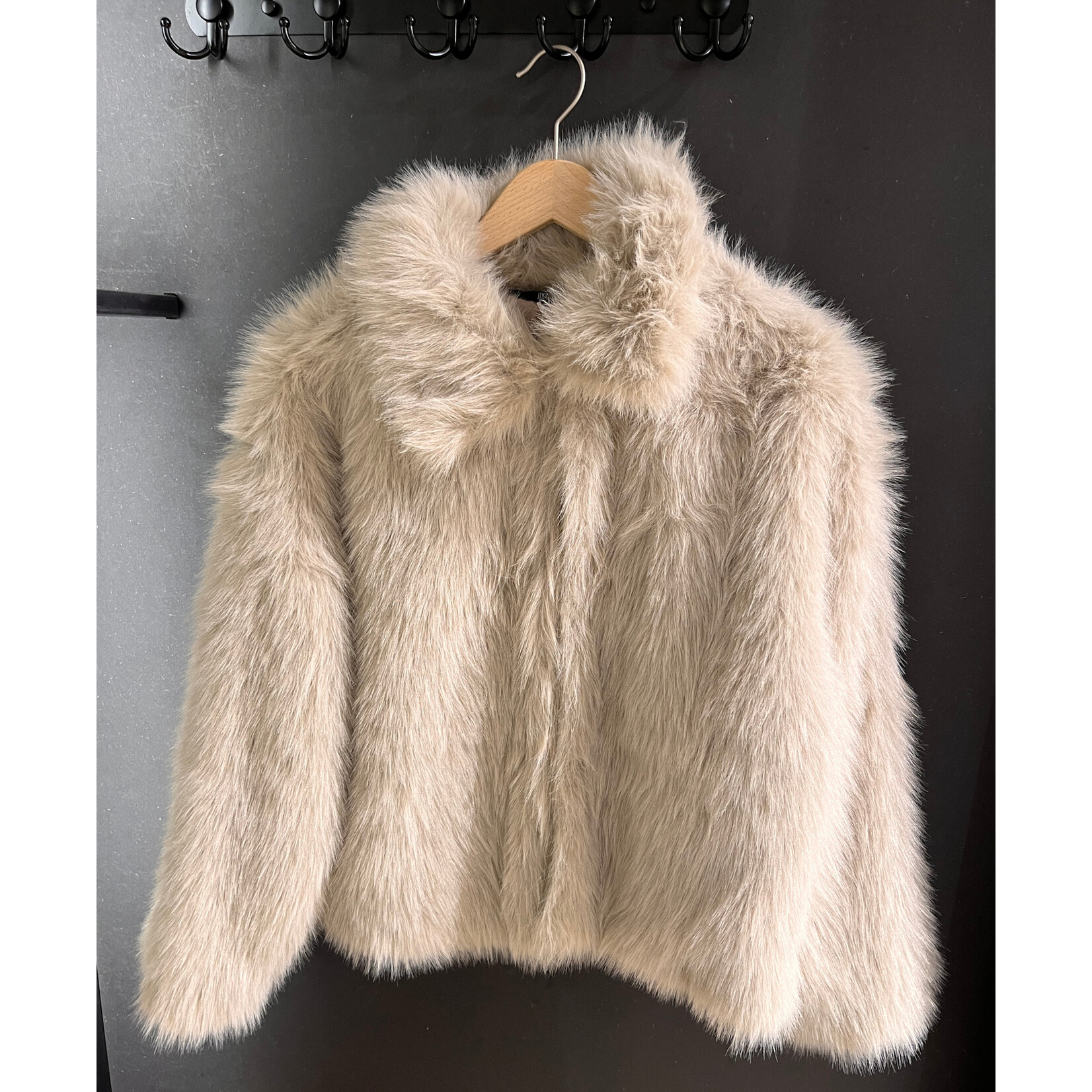 Maud fake fur jacket Sand melee