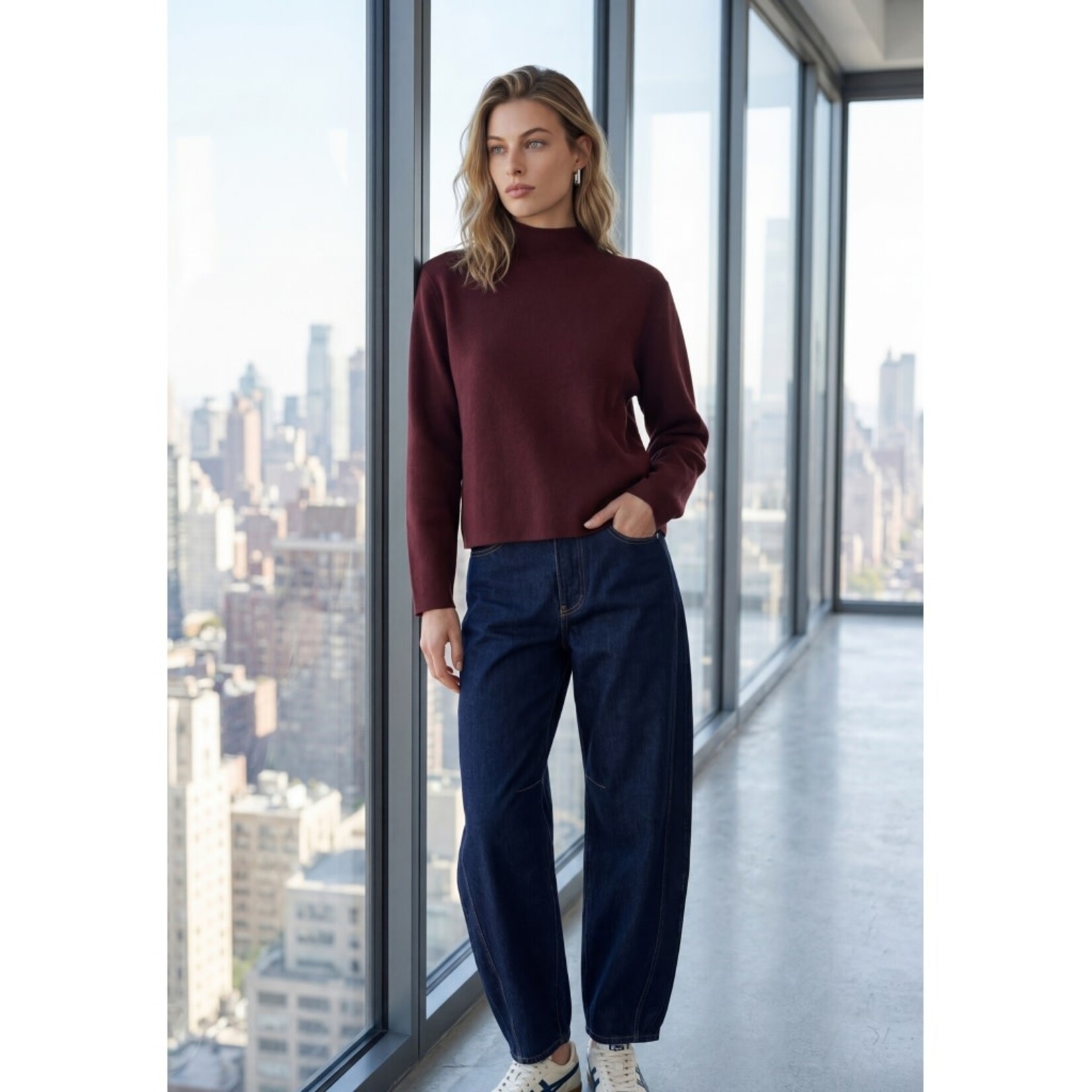 Minus Lupi high neck pullover Winetasting