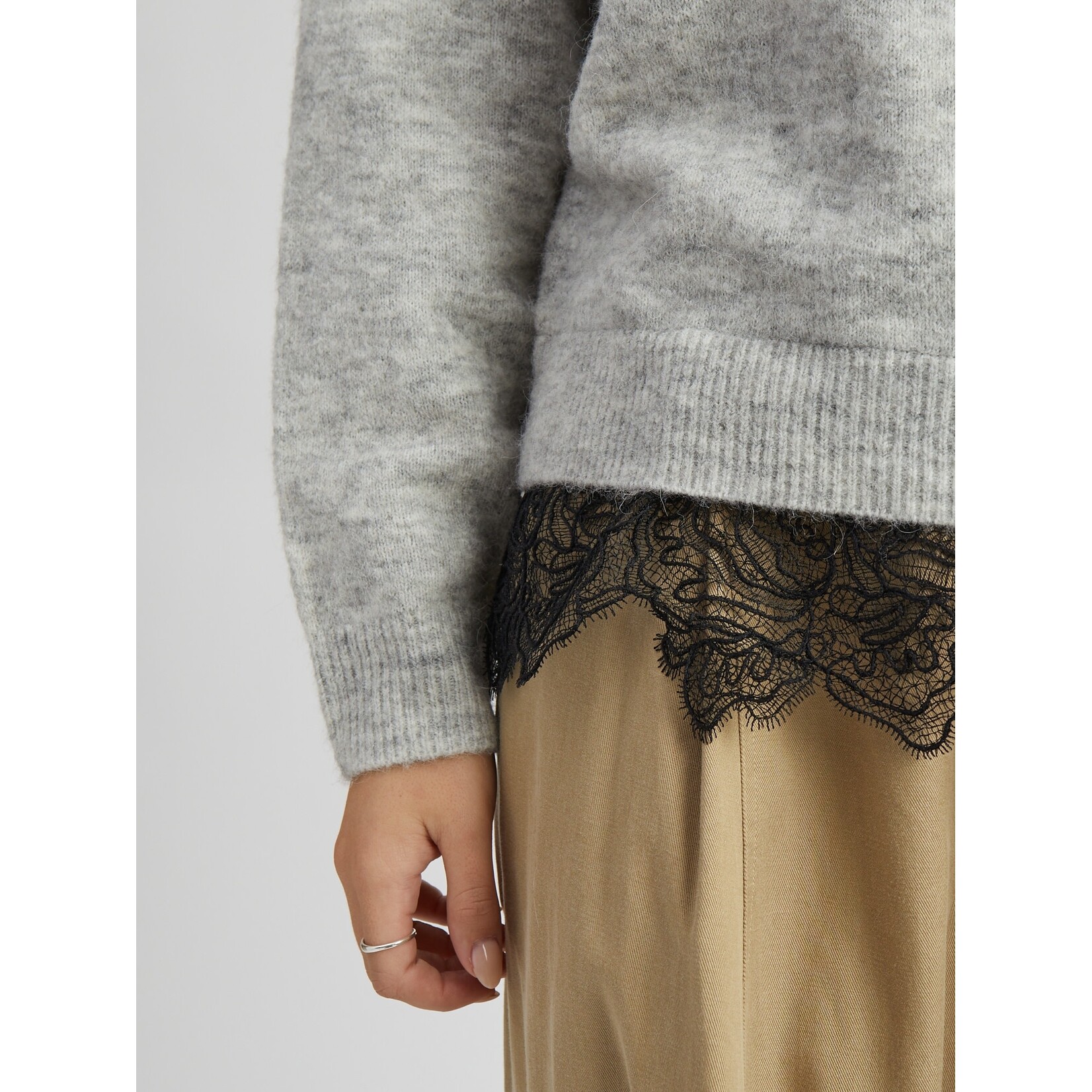 Minus Feline knit pullover Frost gray