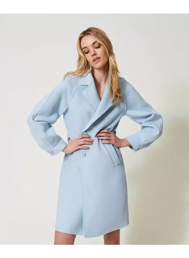 Coat blue tear