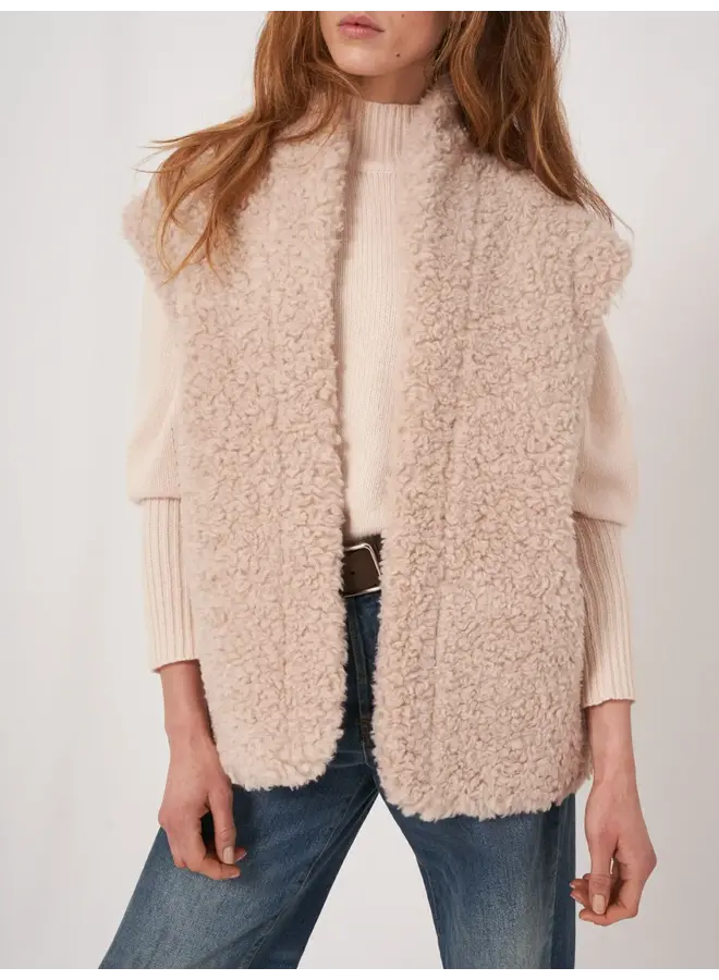 Vest blush