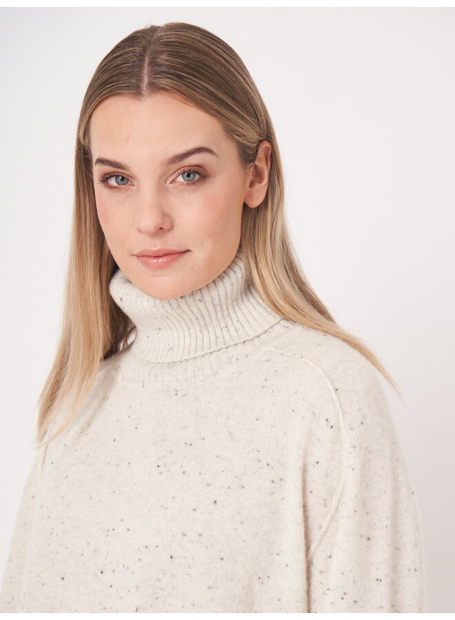 Cashmere sweater snow