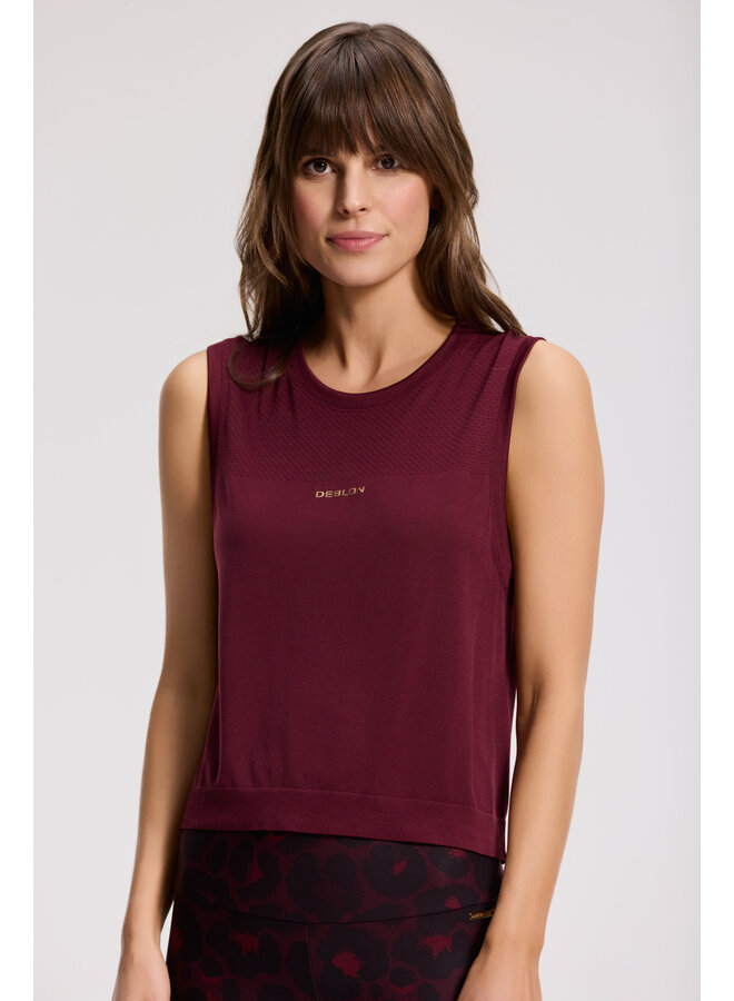 SUZY seamless cropped bordeaux