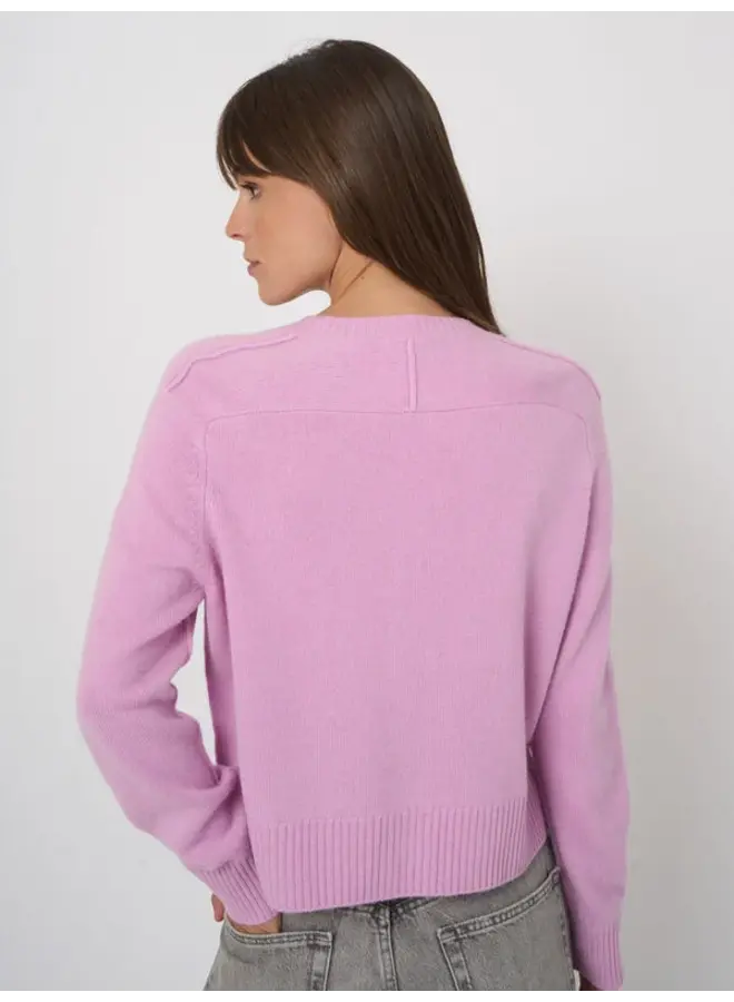 Cashmere cardigan glow