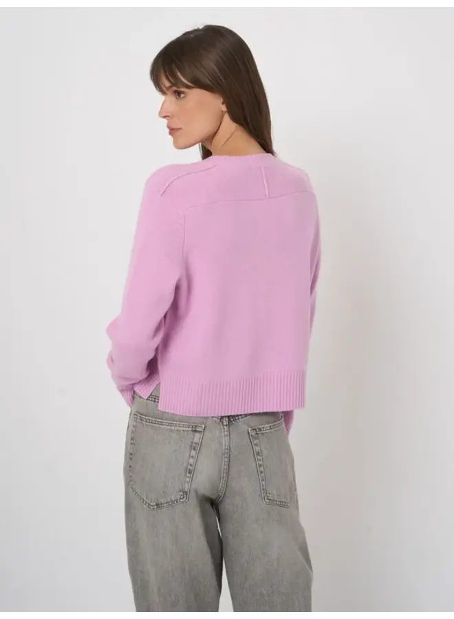 Cashmere cardigan glow