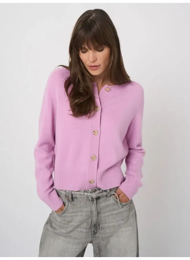 Cashmere cardigan glow