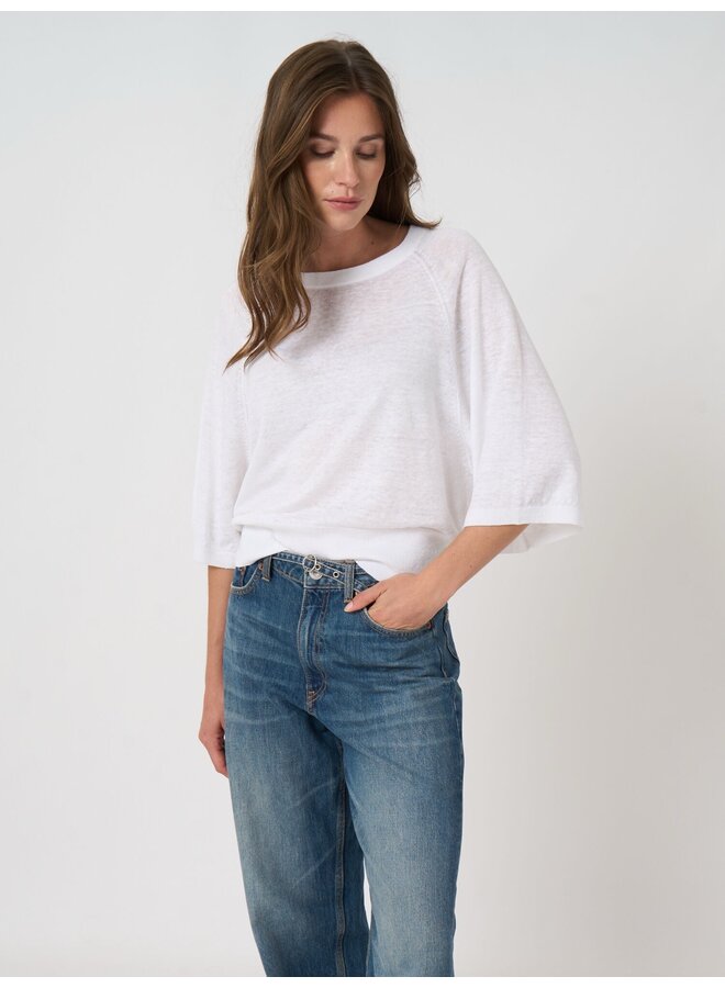 Linen sweater white