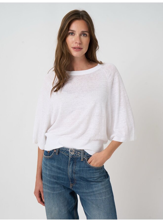 Linen sweater white