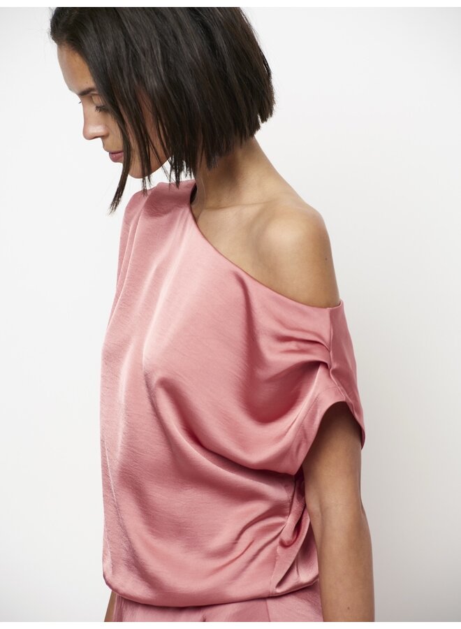 Off-shoulder dress EPIC Coral Blush