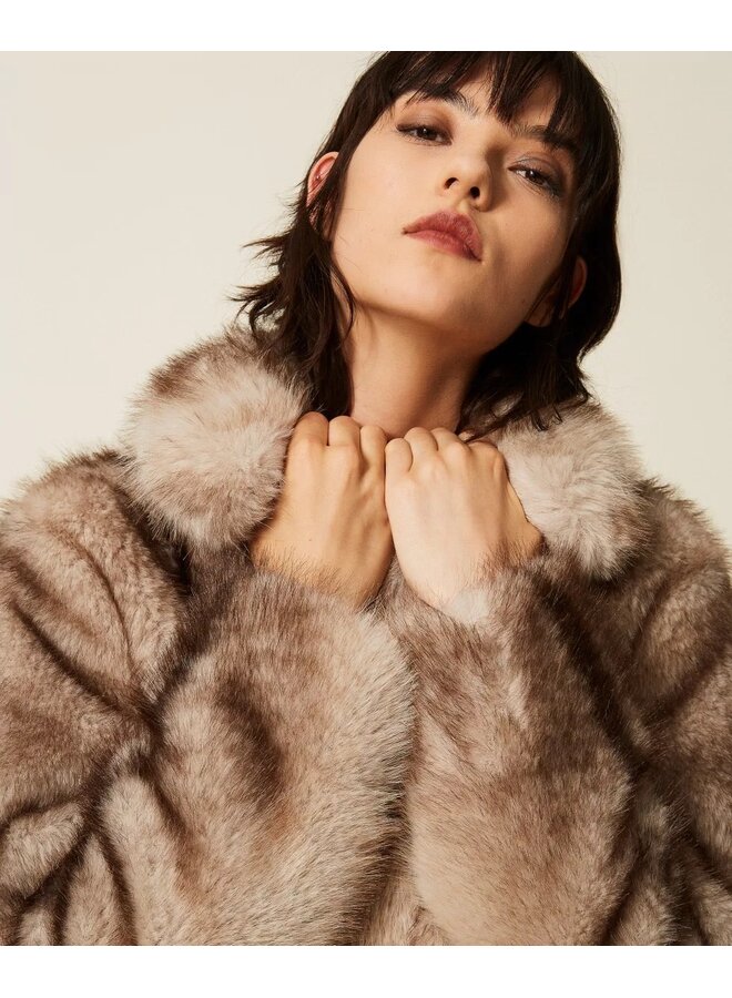 Faux fur jacket with fadeout print