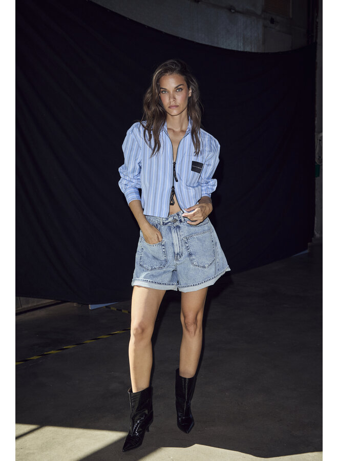 Crop Stripe Zip Shirt pale blue