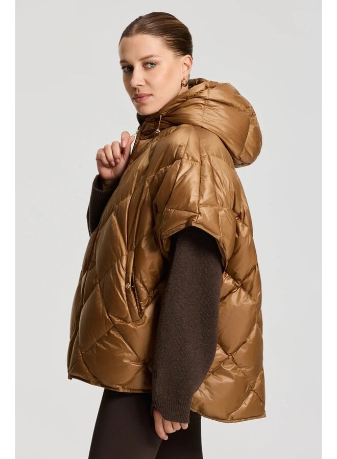 Bowie Cape Camel