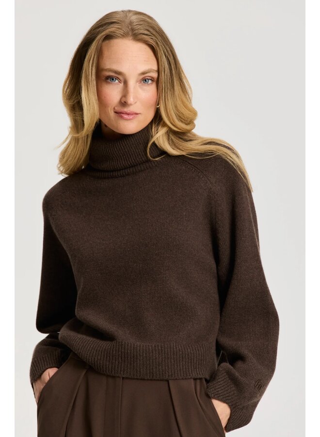 Lux Cropped Turtleneck Cacao Melange