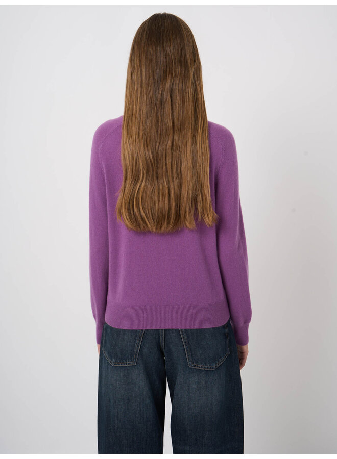 Cashmere sweater Grape