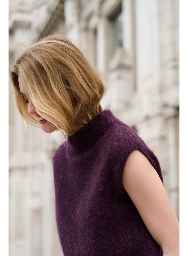 Waistcoat Grape (kid mohair/merino)