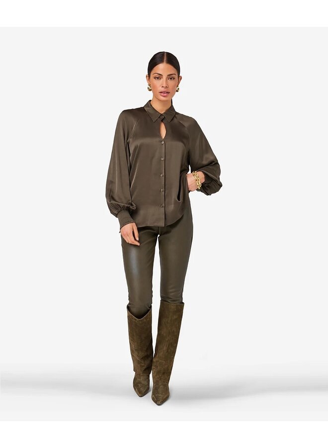COLETTE dark utility