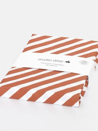 Studio Ditte Hoeslaken strepen roestbruin 90/200cm Studio Ditte Hoeslaken strepen roestbruin 90/200cm