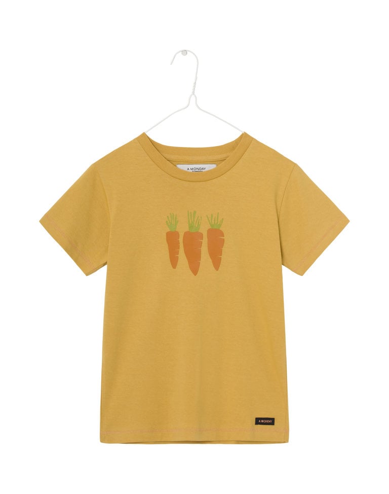 A Monday Carrot T-shirt Mineral Yellow