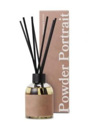 Essenza Powder Portrait  Reed Diffuser