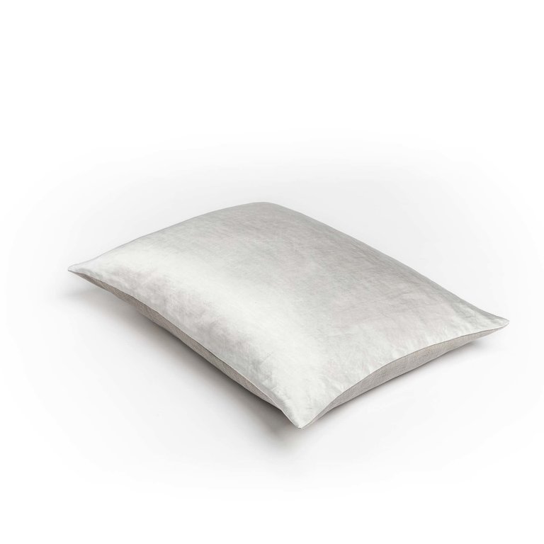 Mrs. Me Cushion Noble Silvergreen 45x60cm