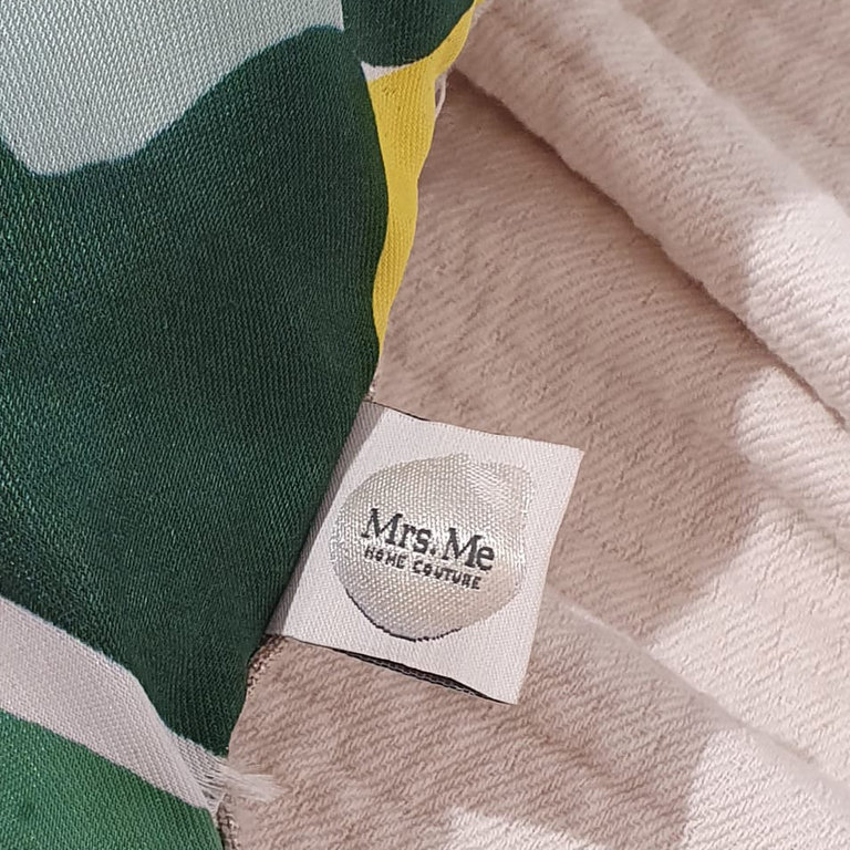 Mrs. Me Vintage Cushion 420S Green