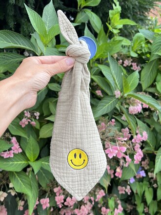 Atelier Pomme Cuddle Going Green-Smiley