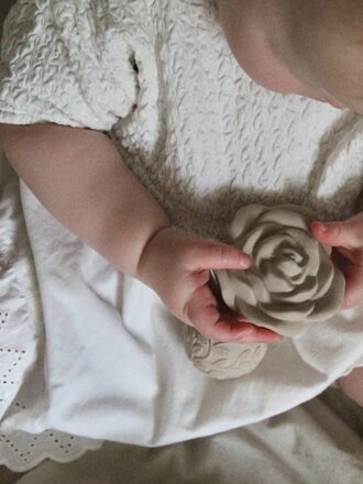 Natruba Rattle/Teether Rose-Beige