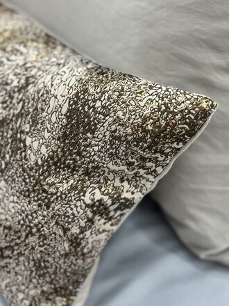 Mrs. Me Cushion Muse Bronze