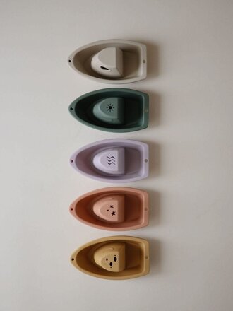 Mushie Bath Boats Rustic