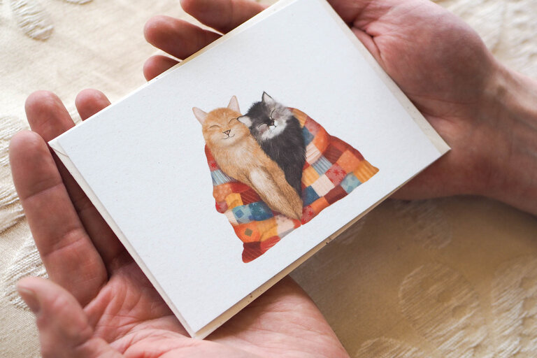 Getekenddoorzusje Katten met dekentje A6