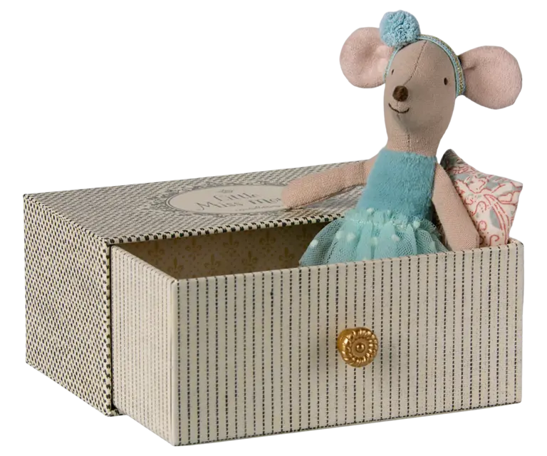Maileg Dance mouse in daybed, little sister