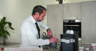 Manuel : détartrer une Siemens EQ6 en 3 étapes simples