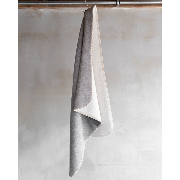 Van Buren seit 1861 Babydecke aus Alpakawolle - Grau