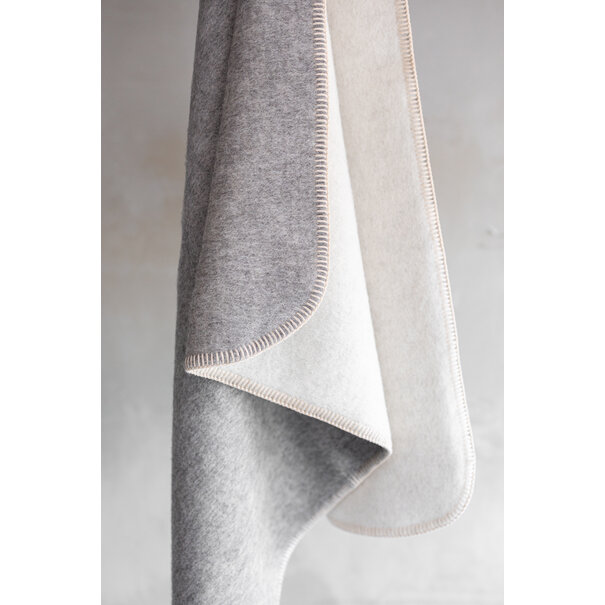 Van Buren seit 1861 Babydecke aus Alpakawolle - Grau