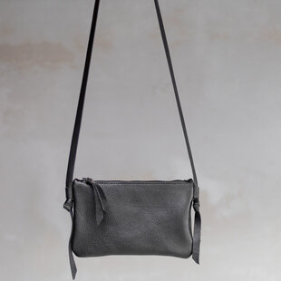 Crossbody clutch - Schwarzes Leder