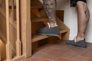Lammfell Herren Hausschuhe