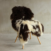 Einzigartig fotografiertes Texeler Geflecktes Schaffell XXL - ca. 123x70cm - SVV-631