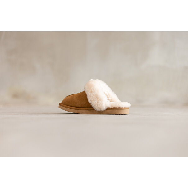 Van Buren seit 1861 Lammfell-Slippers Lumi Kamel - Größe 37 bis 43