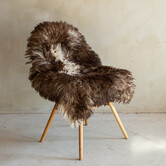 Einzeln fotografiertes Locken-/Bergschaf-Schaffell - 104x65 - SVV-725