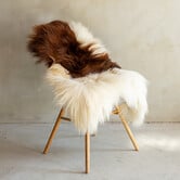 Einzeln fotografiertes isländisches Schaffell Braun Bunt - 119x69 - SVV-689