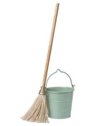 Maileg Maileg - Bucket & mop Maileg Maileg - Bucket & mop