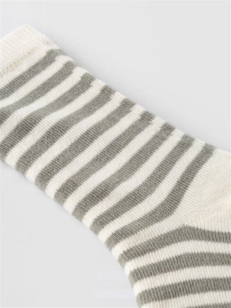 Lil' Atelier Name it - Love Stripe sock Dried sage