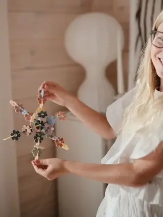 Mushie MUSHIE -CONNECT TOY HEX