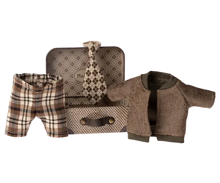Maileg Maileg - jacket pants en tie suitcase